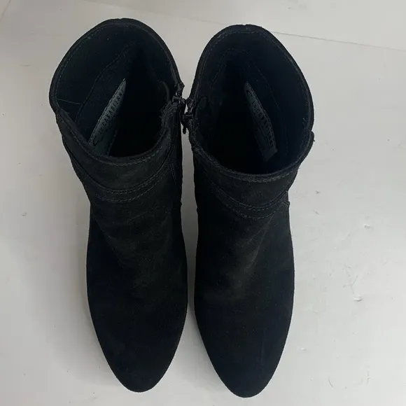 C La Canadienne black suede heeled ankle boots