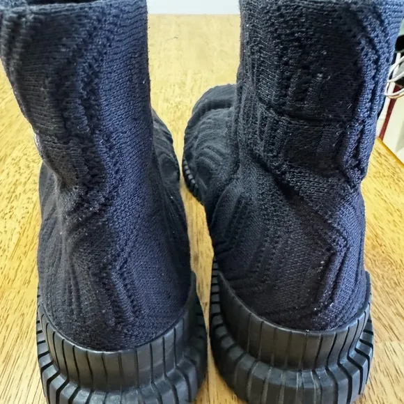 Camper Pix Black Ankle Boots size 43