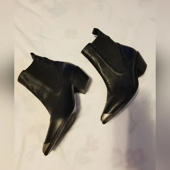 Caverley Ankle Boots Women's Black Size 36