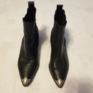 Caverley Ankle Boots Women's Black Size 36