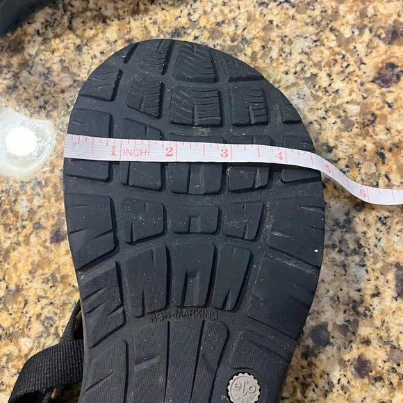 CHACO Men's Classic Black Toe Loop Sandals Shoes Hiking Size 12 ZX Eco-tread