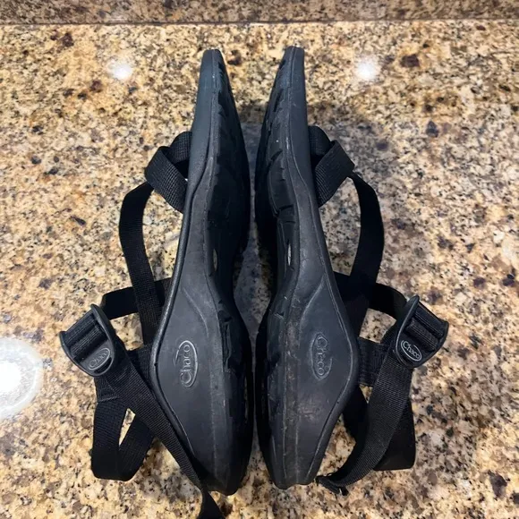CHACO Men's Classic Black Toe Loop Sandals Shoes Hiking Size 12 ZX Eco-tread