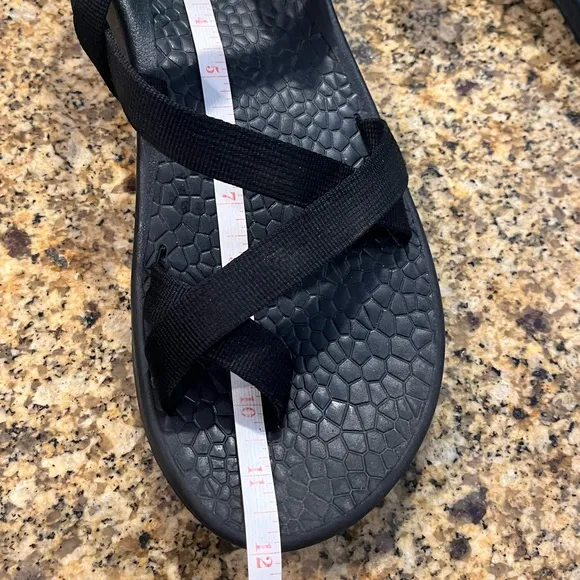 CHACO Men's Classic Black Toe Loop Sandals Shoes Hiking Size 12 ZX Eco-tread