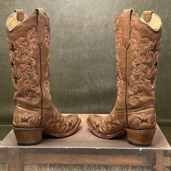 Circle H Brown Distressed Bone Dragon Embroidered Western Leather Boots Size 6.5