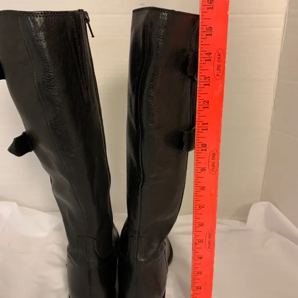 Clarks Artisan boots SZ 8M black leather goth grunge motorcycle oval toe