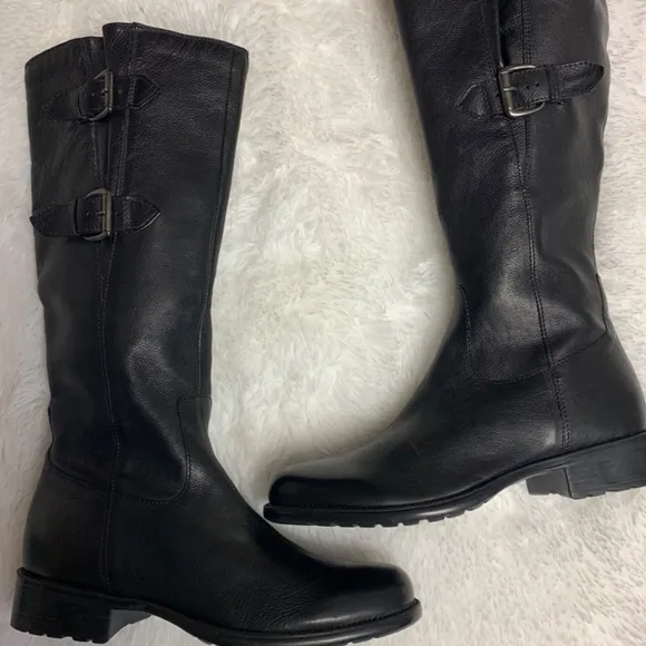 Clarks Artisan boots SZ 8M black leather goth grunge motorcycle oval toe