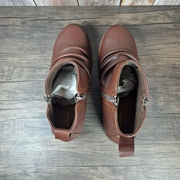 Clarks Aspra Walk Waterproof Leather Ankle Boots Women's Sz 8.5 W British Tan