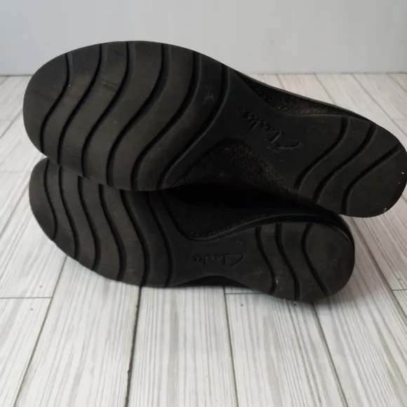 Clarks Bendables Leather Ankle Boots