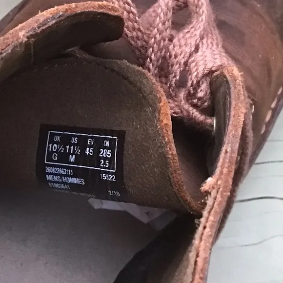 Clarks Bushacre Beeswax Brown Leather Boots