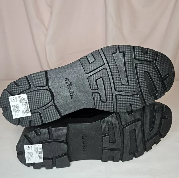 Clark's Collection Calla Dance Black Patent Boot 8.5 Wide