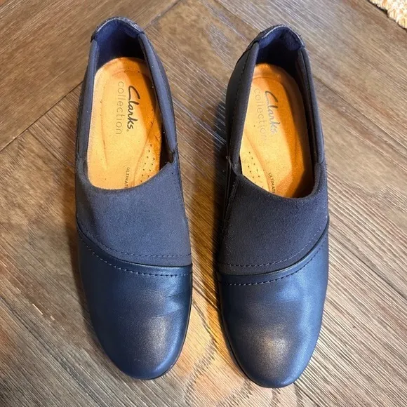 Clarks Collection Emily‎ Step Heel Loafers Navy Blue/ Black Leather Size 6