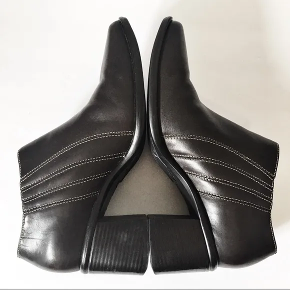 Clarks Dark Brown Leather Ankle Boots Booties