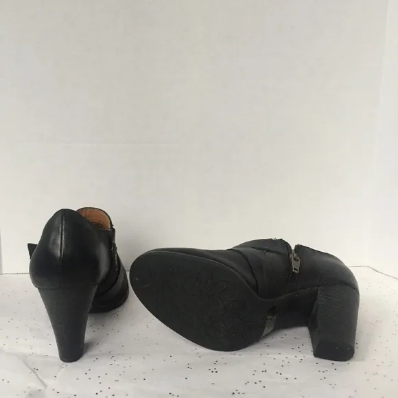 Clarks Indigo Heath Woodlark Black Boot - 7M