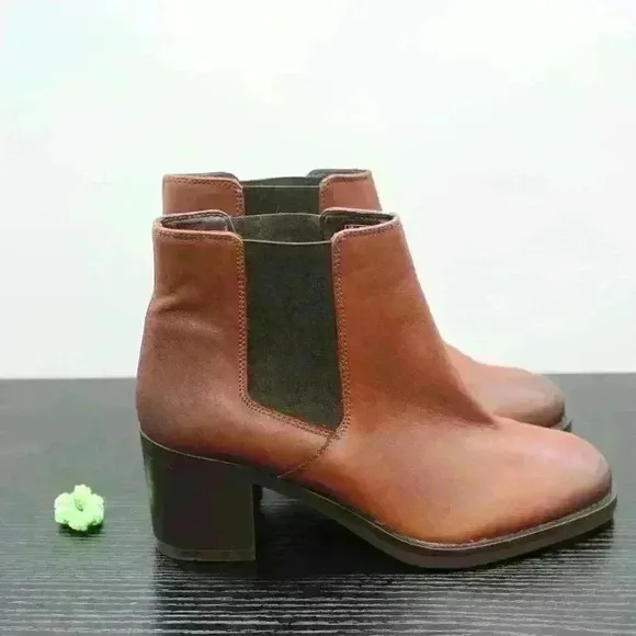 Clarks Mascarpone Bay Brown Leather Ankle Boots