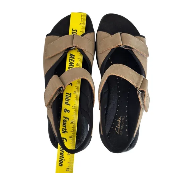 Clarks Springers Sandals Womens Shoe Size 7.5 Slingback Adjustable