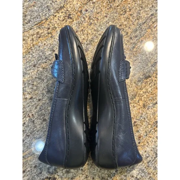 Clarks Women's Navy Leather Cora Haley Tassel Slip On Shoes Size 7.5