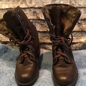 Clark’s Gortex fur lined combat boots