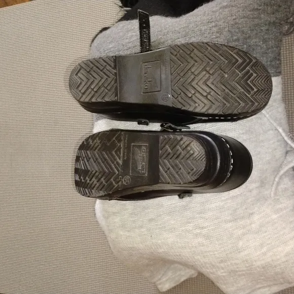 Classic Black Kids Mary Jane Shoes