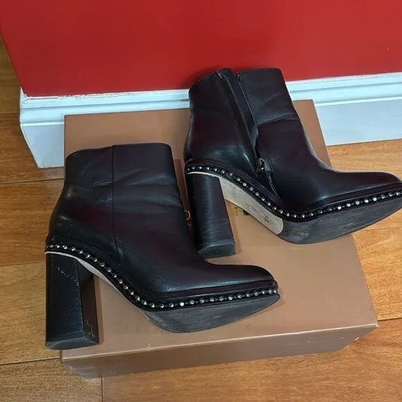 Coach Justina Black Ankle Boots Women's Beaded Chain Accents size 6.5