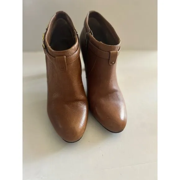 COACH Logo Salene Leather Boots Ankle Booties 3.5” Heels Size 7.5 Brown w/ gold
