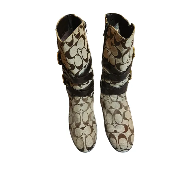 Coach Womens Boots Size 6 Beige and Brown