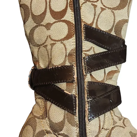 Coach Womens Boots Size 6 Beige and Brown