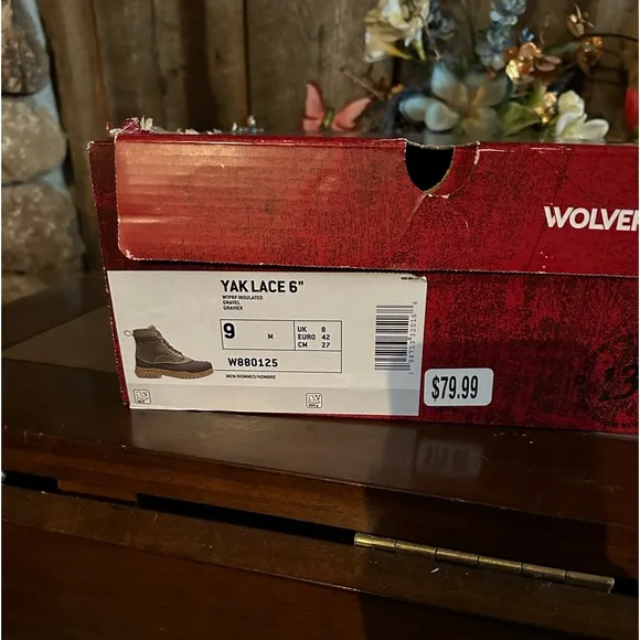 Cold weather boots
