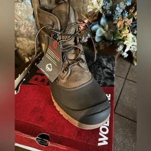 Cold weather boots