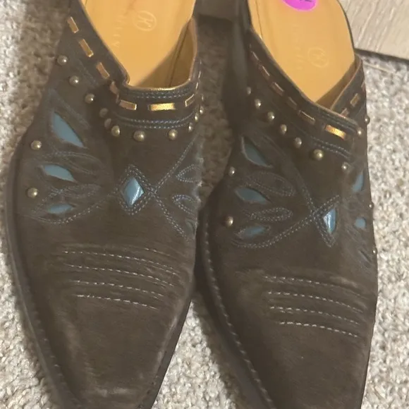 Cole Haan Stylish Brown  and Turquoise Suede Leather Women’s Shoes