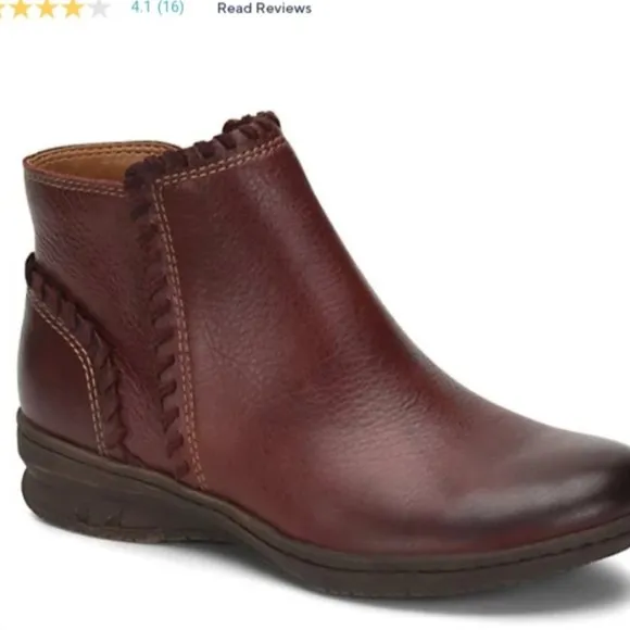 'COMFORTIVA' 'FALLSTON' LEATHER  WEATHERPROOF RUFFLE BOOTIES