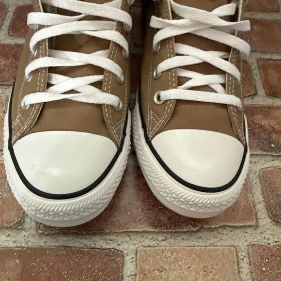Converse Chuck Taylor All Star- B Grade Shoes Brown Men's Sz 9.5 W 11.5 A06560C