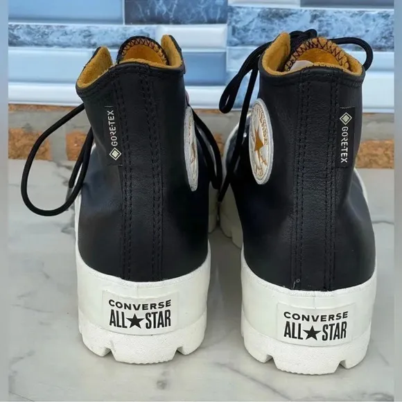 Converse Chuck Taylor All Star Lugged HiWinter Boots Gore-Tex 10.5