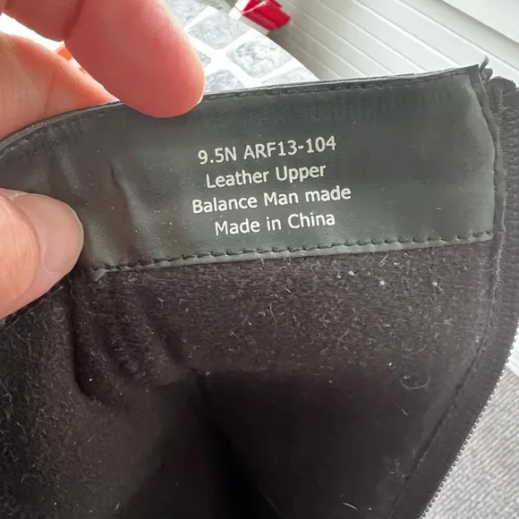 COPY - David Tate size 9.5 mid calf black boots. Excellent shape. Zips up side.…