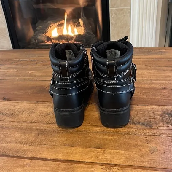 COPY - MILWAUKEE Pargon motorcycle boots, size 6c, in good condition