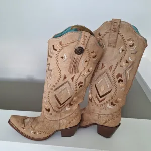 Corral Cream and Tan Heeled Boots with Decorative Stitching