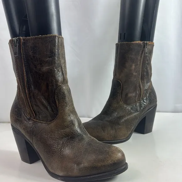 Corral Indie Spirit Distressed Leather Women's Ankle Boots