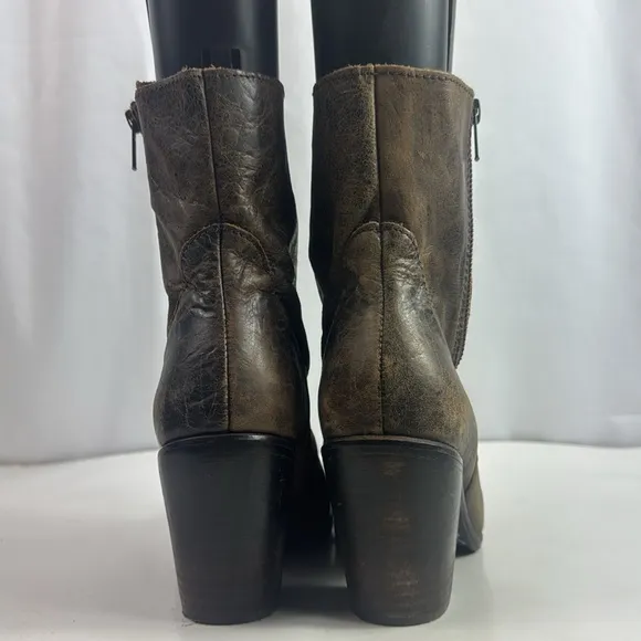 Corral Indie Spirit Distressed Leather Women's Ankle Boots
