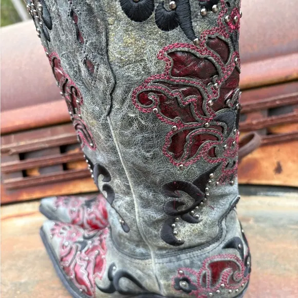 Corral Women's Heeled Boots - Gray and Red