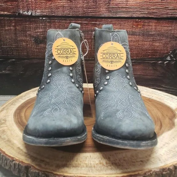 Corral Womens Size 6.5 M C3729 Embroidery And Stud Western Ankle Boots Gray $200