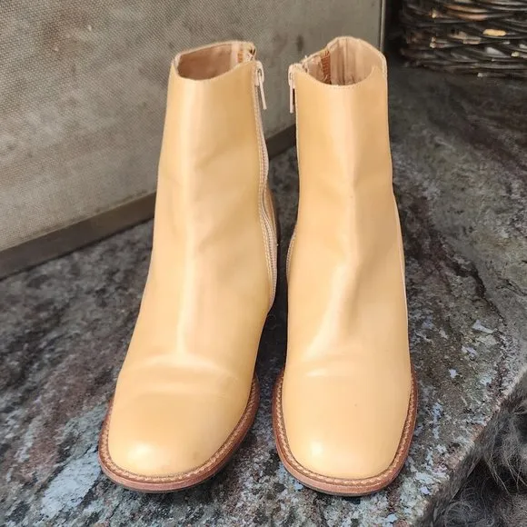 COUP D'ETAT LTD Gold Leather Block Heel Ankle Boots Size 8M