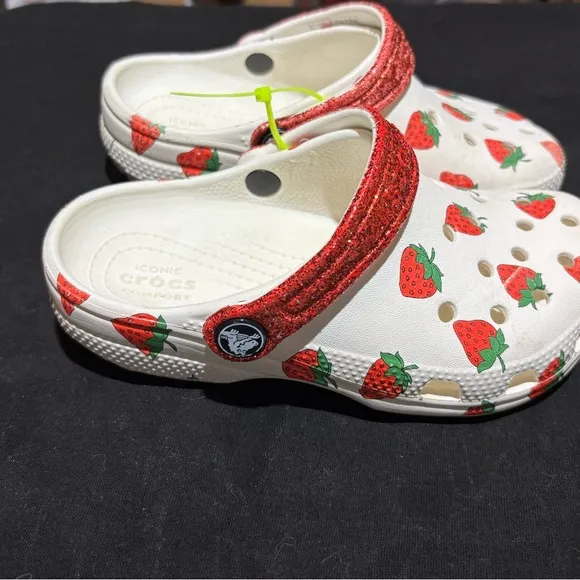 Crocs Kids' Colorful Clogs they look good and clean