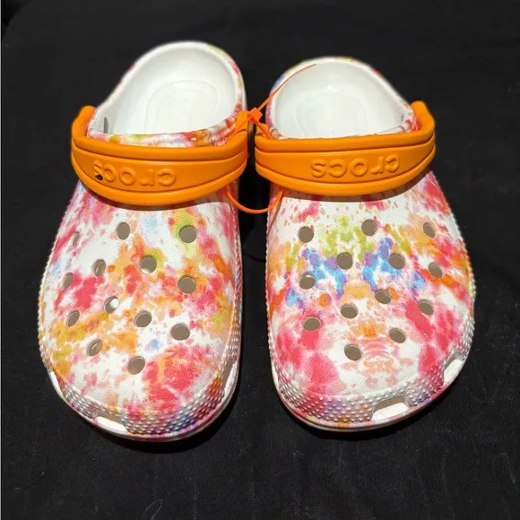 Crocs Kids' Colorful Clogs they look good and clean
