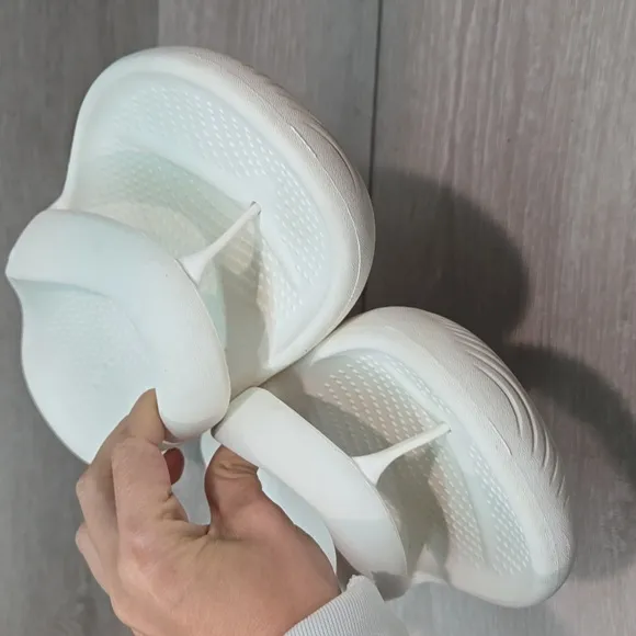 Crocs Mens Thong Rubber White Crocs Flip Flops Sandals Shoes Sz 11