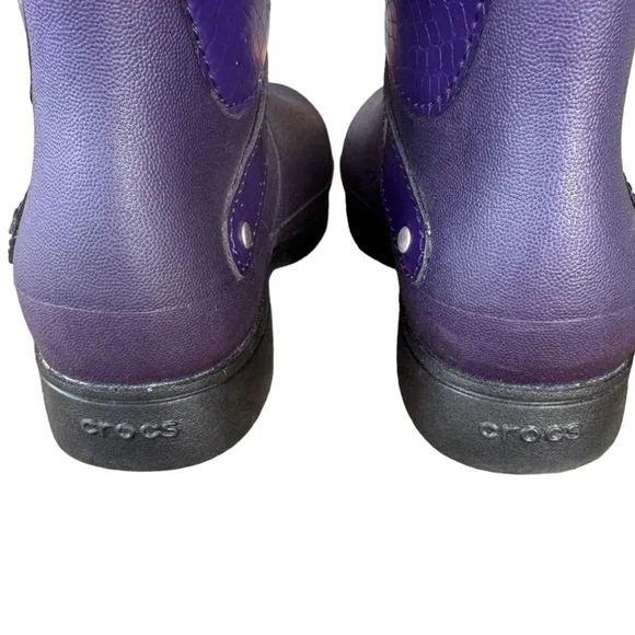 CROCS Women's Purple Faux Snakeskin Print Zip Up Boots Belt Detail Size 7