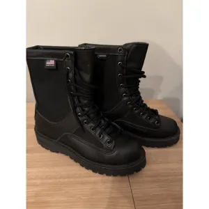Danner Vibram Acadia 8&quot; 21210 Boots Size 6.5 Goretex