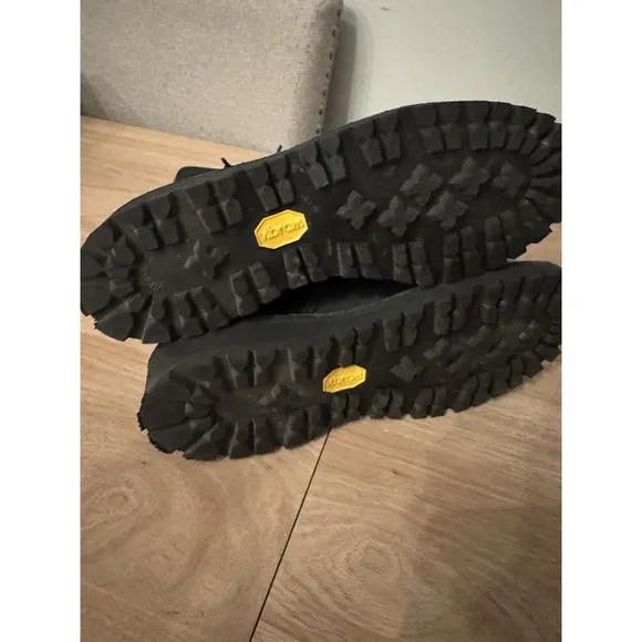 Danner Vibram Acadia 8&quot; 21210 Boots Size 6.5 Goretex