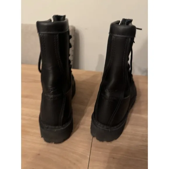 Danner Vibram Acadia 8&quot; 21210 Boots Size 6.5 Goretex