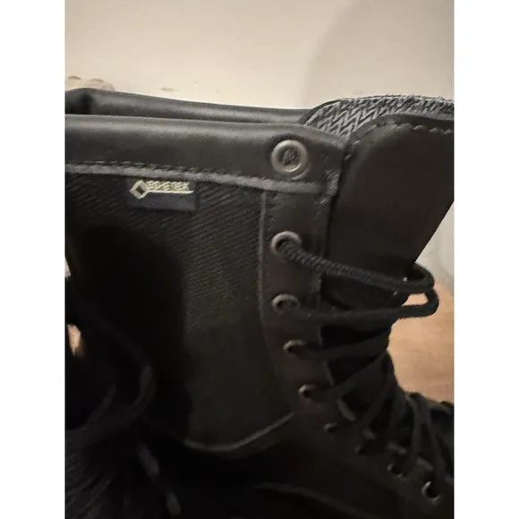 Danner Vibram Acadia 8&quot; 21210 Boots Size 6.5 Goretex