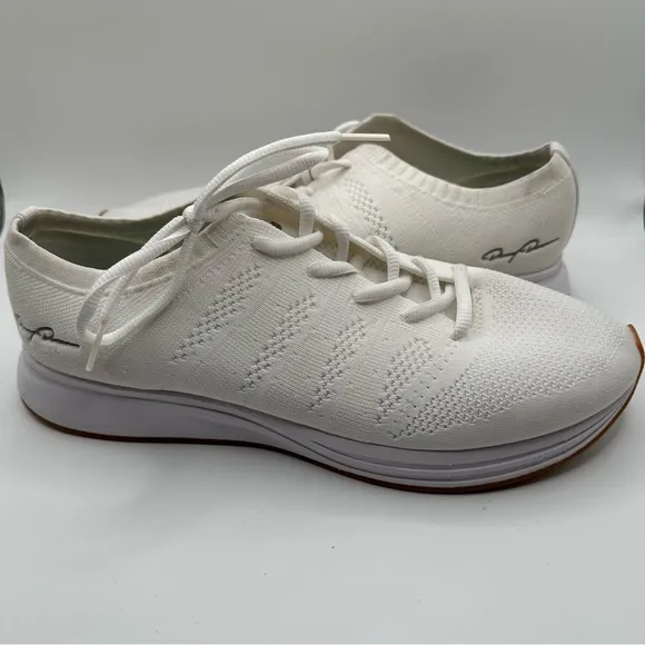 Danny Duncan Sz 11 1/2 Signature Runners White Athletic Shoes Knit Upper
