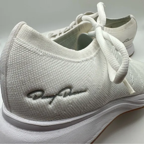 Danny Duncan Sz 11 1/2 Signature Runners White Athletic Shoes Knit Upper